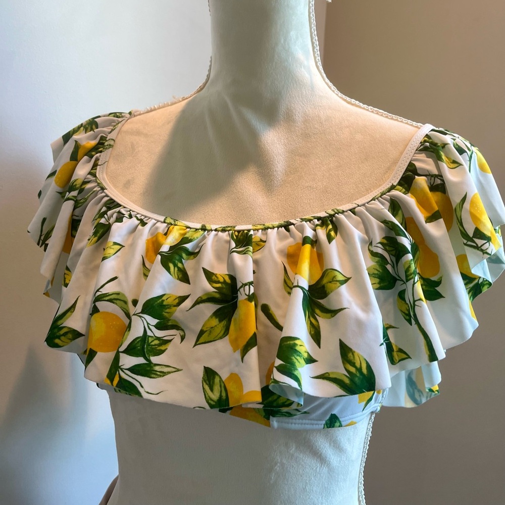 Cabana Del sol off the shoulder lemon print bikini top